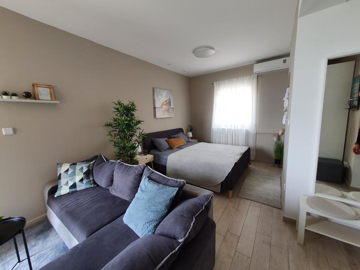 Apartment Danijela Novalja Luaran gambar