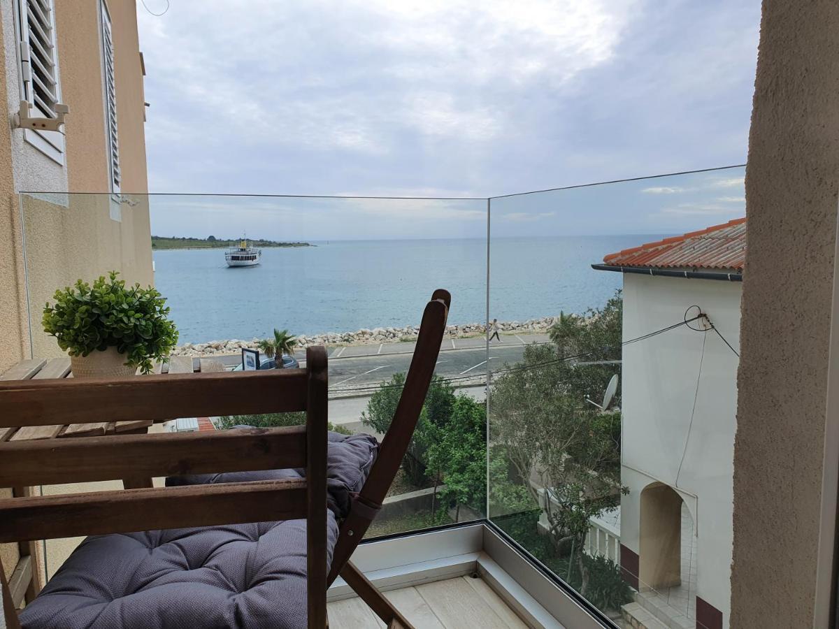 Apartment Danijela Novalja Luaran gambar