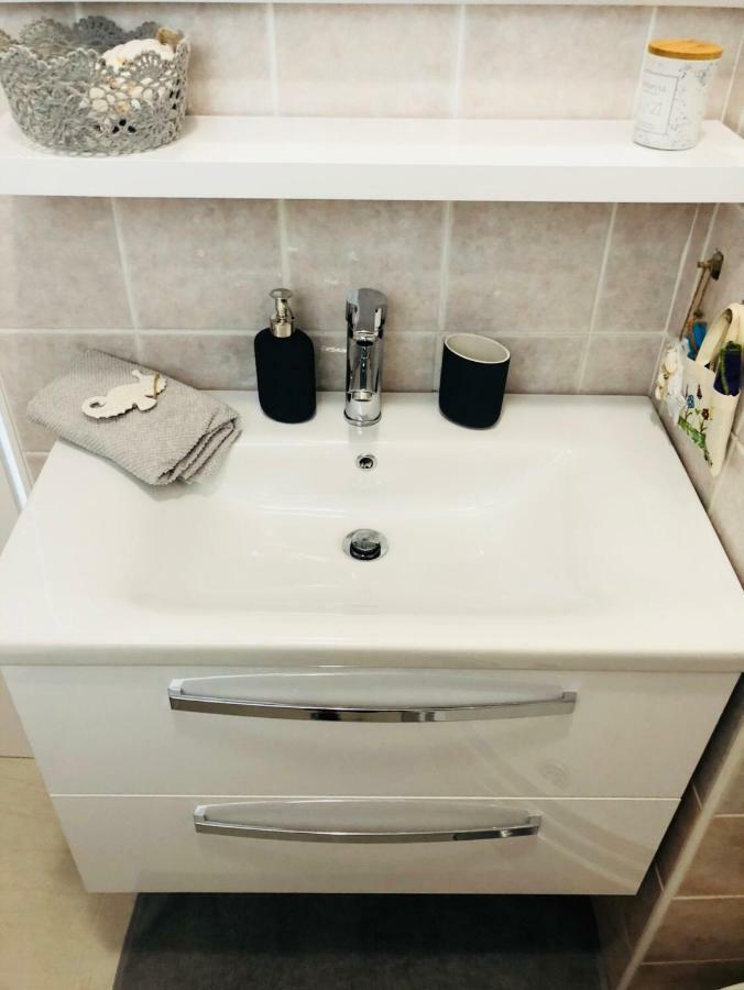 Apartment Danijela Novalja Luaran gambar